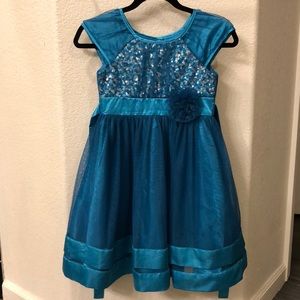Gorgeous teal party dress